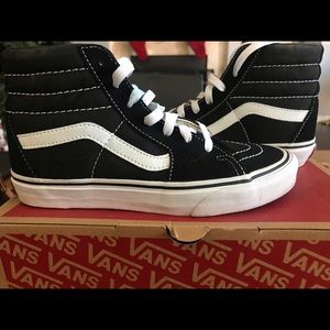 Sk8-Hi Vans US W7/M5.5